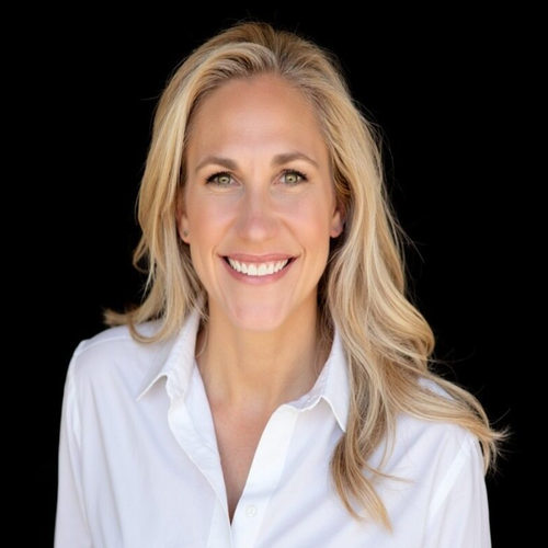 Sara Gillett Clinical Therapist A New OutlooK Recovery Services Colorado